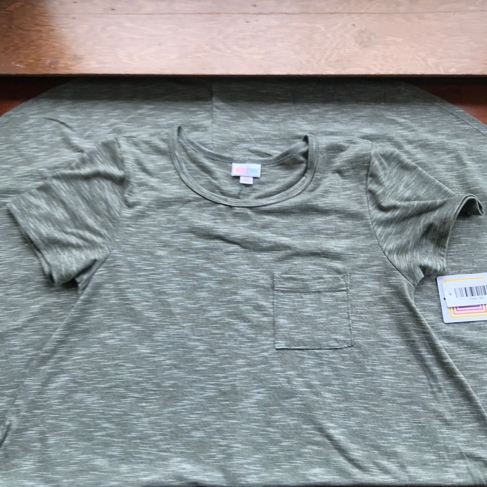 NWT!!!! LuLaRoe Carly in heathered sage green!!!